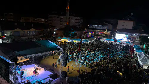AlacaFest Kapsamında Samet Durukan ve Tuğçe Kılıç Konser Verdi