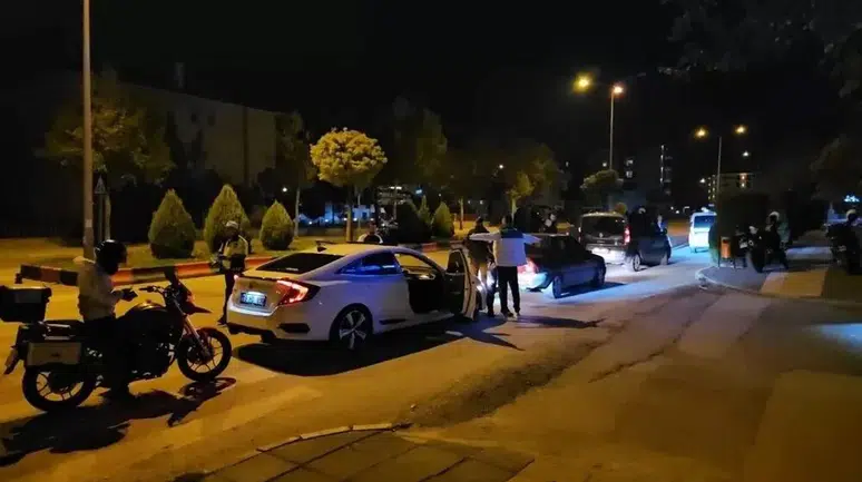 Aranan 14 Kişi Yakalandı
