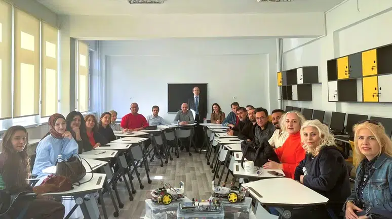 Öğretmenler Geleceğe Hazırlanıyor