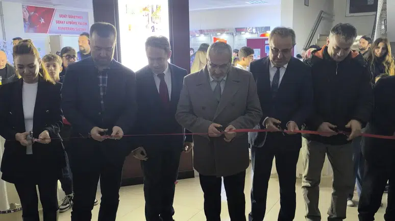 Temiz Yaşam Liderleri Okulu Sergisi Açıldı