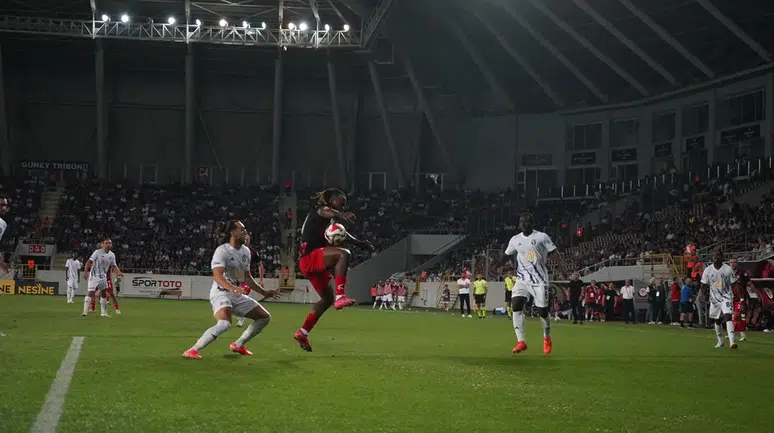 Sarıyer, Çorum FK Maçını Örnek Gösterip Suç Duyurusunda Bulundu