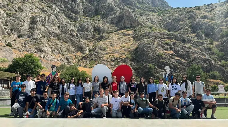 Gençler, ‘Şehzadeler Şehri’ni Gezdi
