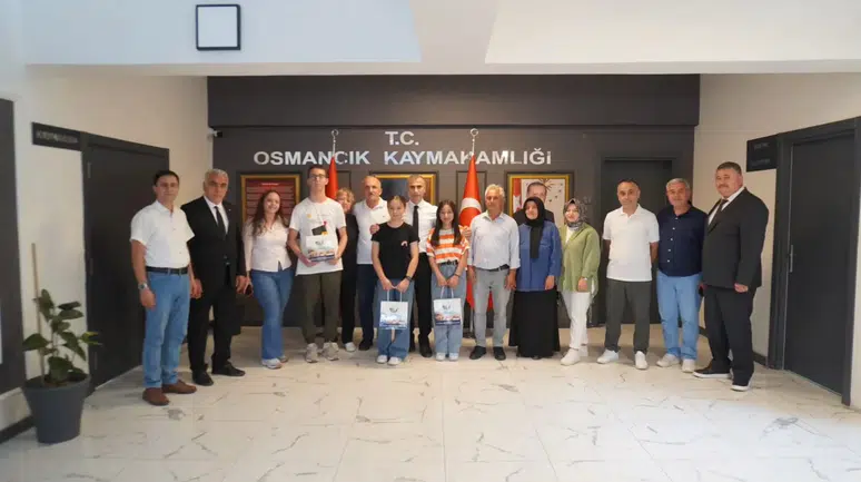 LGS'de Derece Yapan Öğrenciler Ödüllendirildi