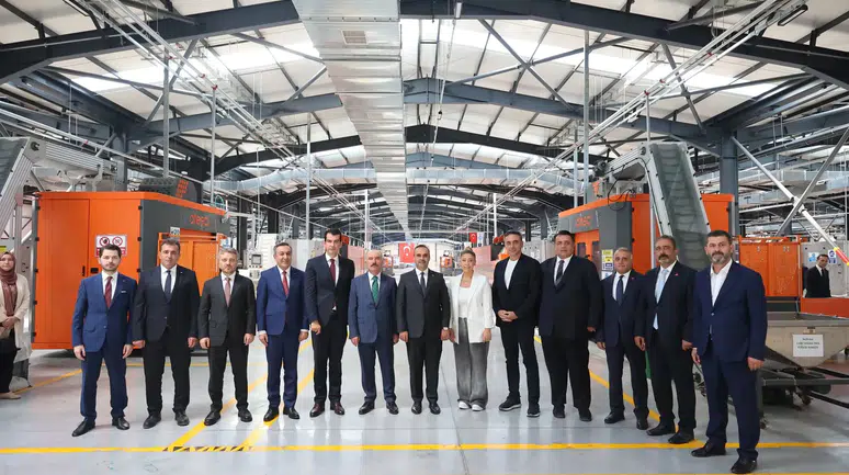 Dere, Sanayiye Gösterdiği İlgiden Dolayı Bakana Teşekkür Etti