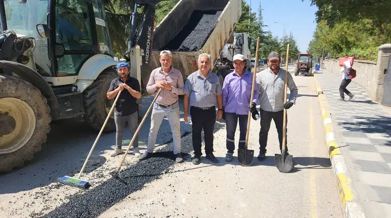 Doğalgaz Hattı Geçen Yollarda Tamirat Başladı