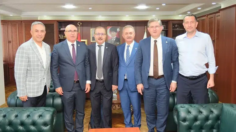 Tahtasız Ayakkabıcıların Nabzını Tuttu