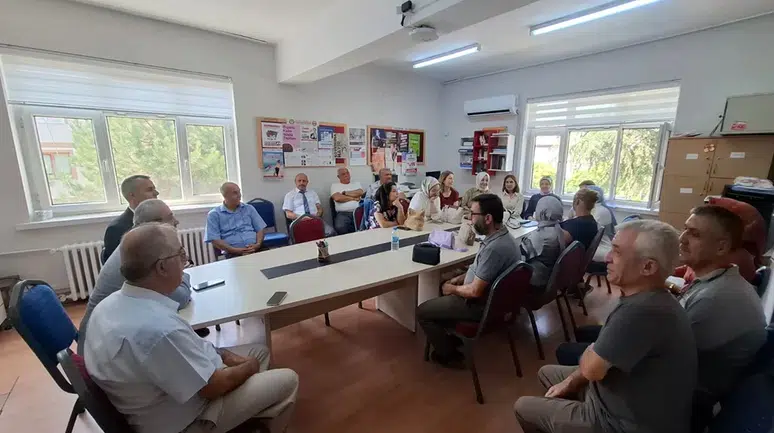 Çağlar’dan Okulun İlk Gününde Ziyaret