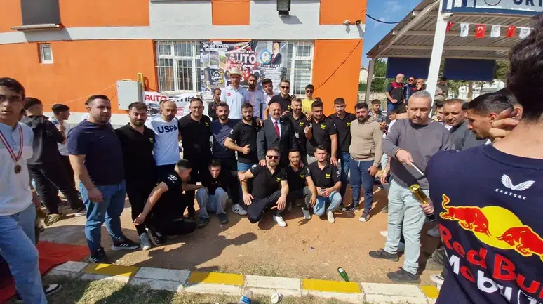 Ortaköy'de Modifiye ve Drift Rüzgarı Esti