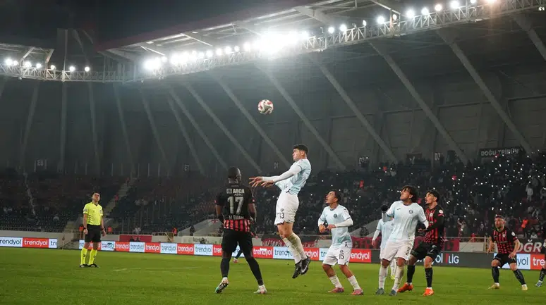 Çorum FK Bakın Kaleye Kaç Sut Çekti!