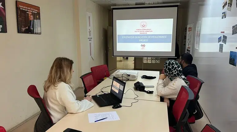 Sungurlu’da Çiftlere Evlilik Rehberi