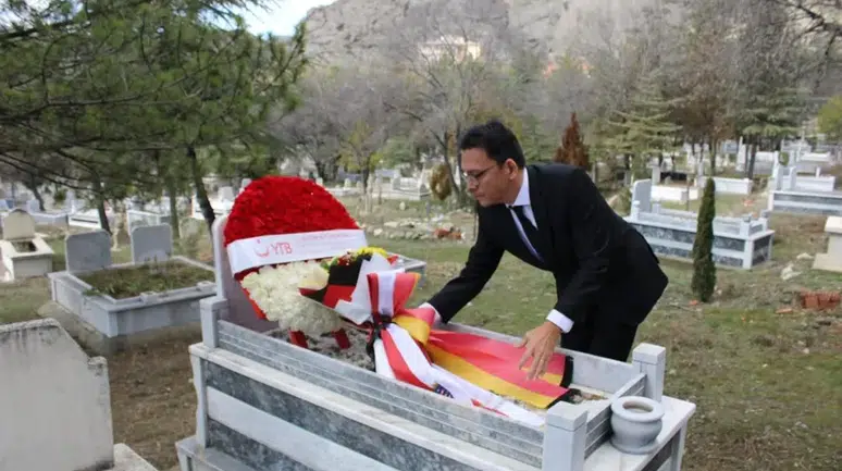 Fatih Saraçoğlu, Kabri Başında Anıldı