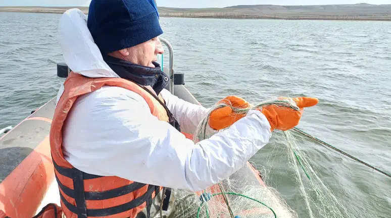 Yüzlerce Metre, Ekipler İzin Vermedi