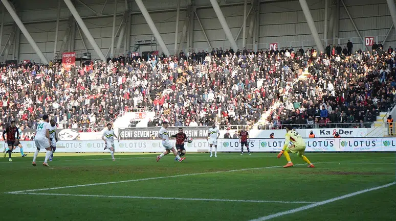 Şampiyonluk Geliyor: 2-1