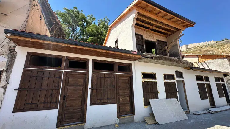 Tarihi Arastalar Restorasyon Çalışmalarıyla Hayat Buluyor
