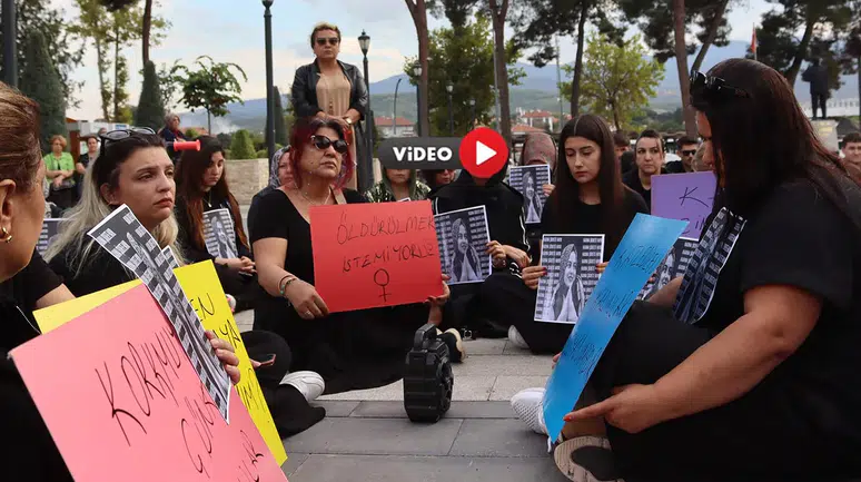 Çorum'da Oturma Eylemi Düzenlendi