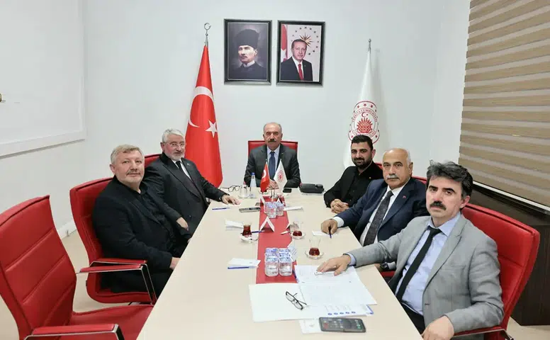 Sahipsiz Hayvanların Durumu Masada