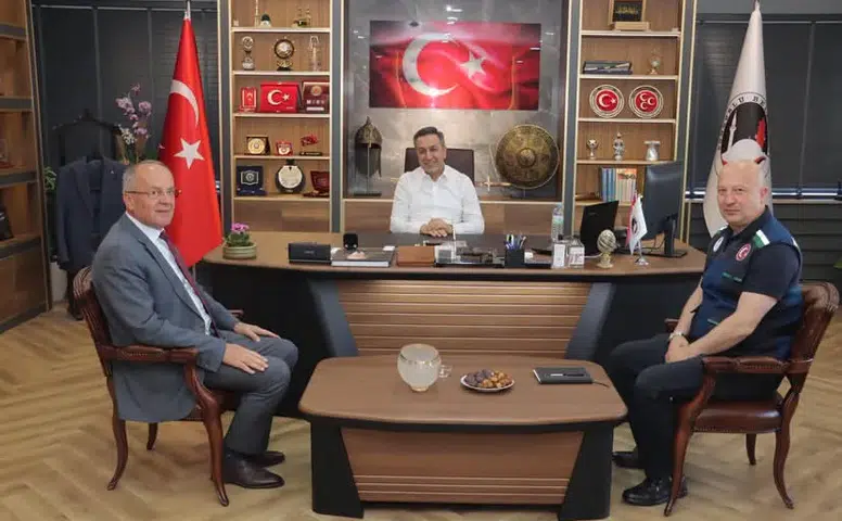 Dere, İller Bankası Yöneticileri ile Bir Araya Geldi
