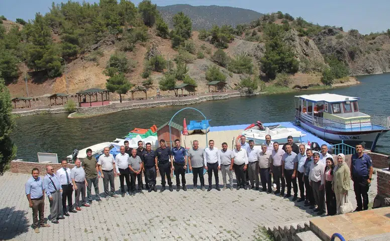 Kaymakam Yılmaz İçin Veda Yemeği