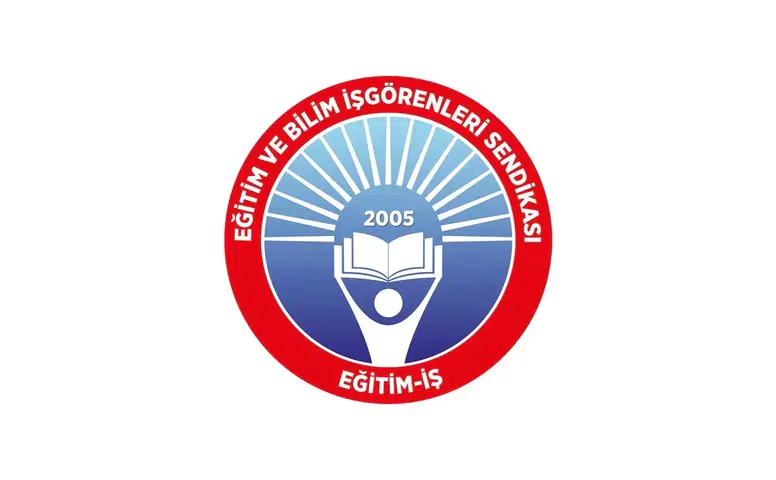 Eğitim-İş'ten ‘Tek ve Ebedi Başkomutan Atatürk’ Vurgusu