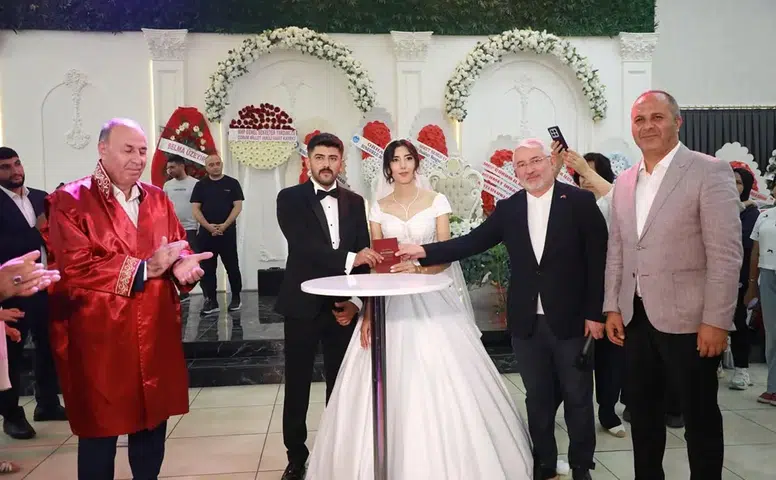 Başkanın Eşinden Sosyal Sorumluluk Ziyaretleri