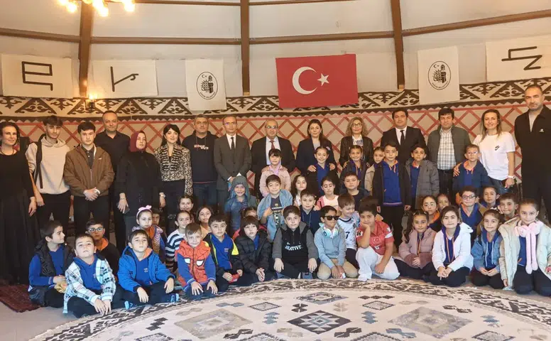 Masal Şenliği Düzenlendi