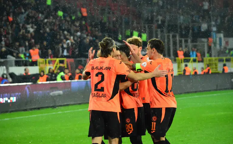 Kötü Futbolu Unutturma Maçı!