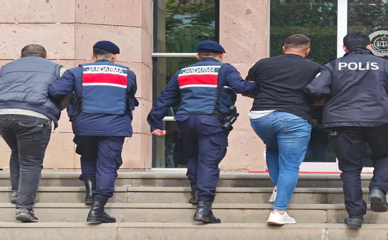 Zehir Tacirine Suçüstü