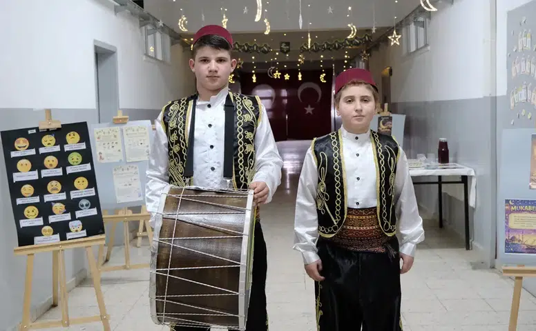 En Kıymetli Misafire Renkli Karşılama