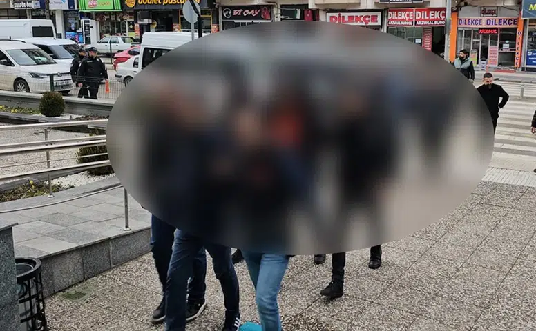 Halkı Kandırarak 139 Milyonluk Vurgun Yaptılar