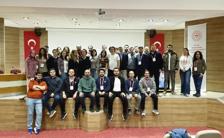 Acil Tıp Uzmanlarına İleri Ultrason Eğitimi