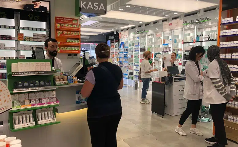 Eczanelerin Ramazan Ayı Çalışma Saatleri Tartışma Yarattı