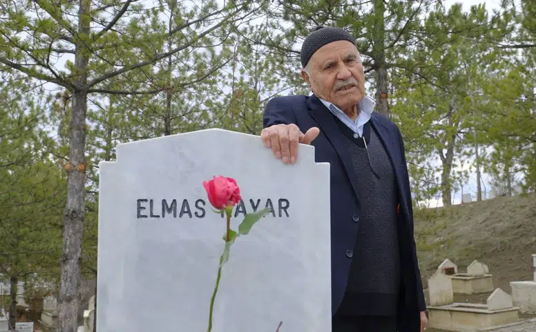 Büyük Aşk Ölümle Bitmedi