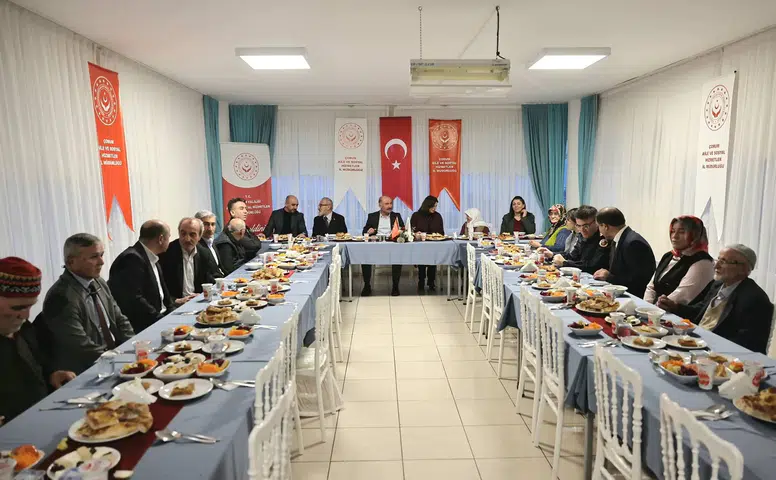 İftarı Huzurevi Sakinleriyle Yaptılar