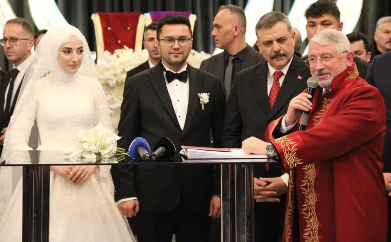 Eski Vali Yeni Bakan, İlk Ziyaretini Çorum’a Yaptı