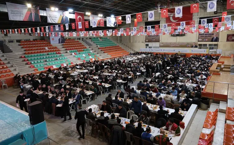 Belediyenin İftar Sofrasında İlk Oruç Açıldı