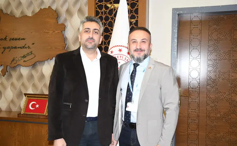 Profesör Unvanı Alan Hekimleri Unutmadı