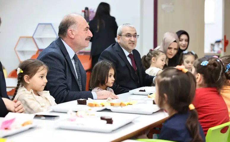 Miniklerin Tekne Orucu Heyecanına Ortak Oldu