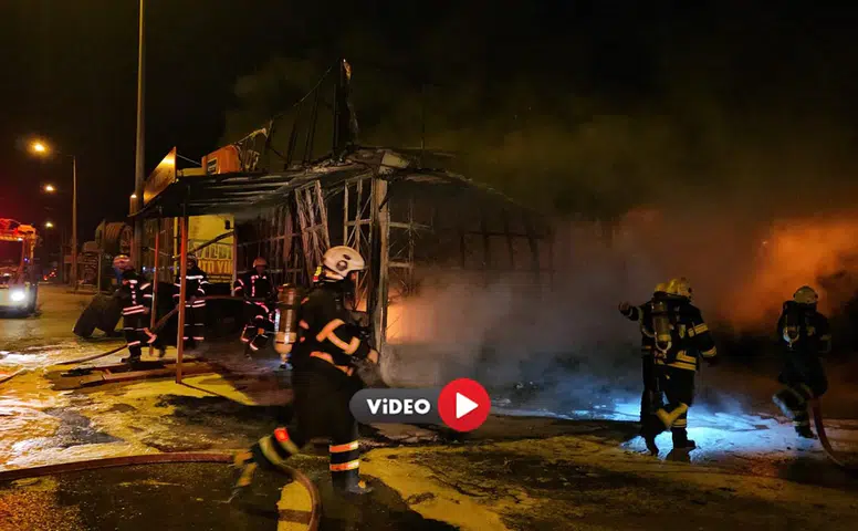 Çorum’da Yangın Çıkan Oto Lastik Servisinde Hasar Oluştu