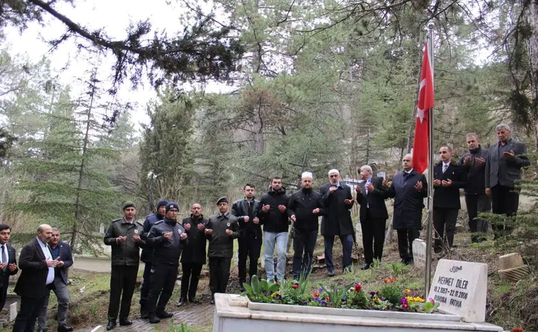 İskilip'te Şehit Kabirleri Ziyaret Edildi