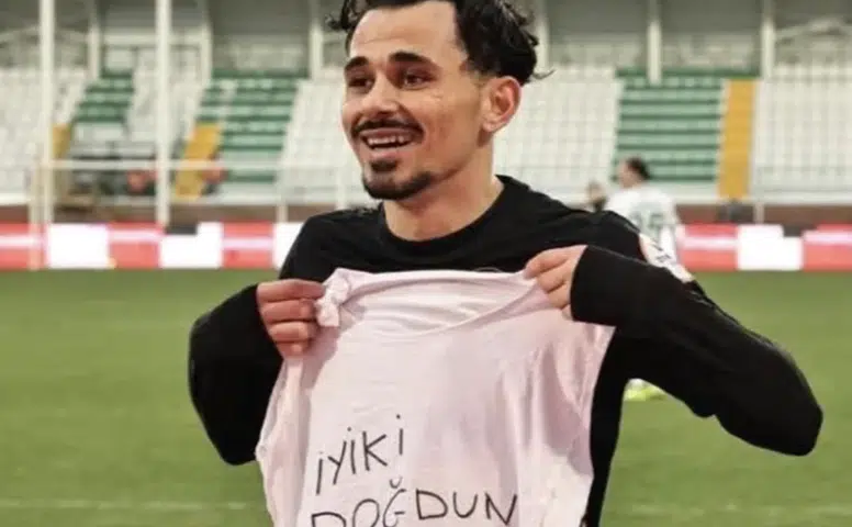 Serdar’dan Doğum Günü Kutlamalı Gol Sevinci