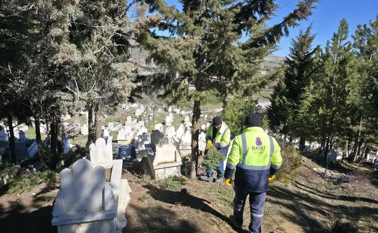 Bayat’ta Bayram Öncesi Temizlik Seferberliği