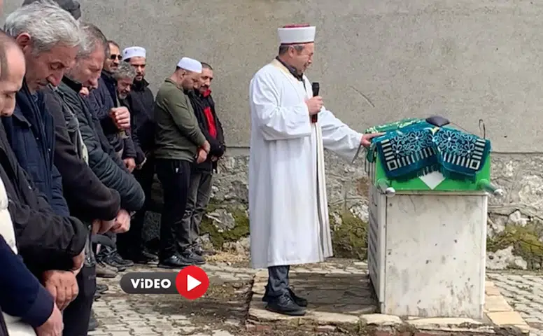 Köyün Neşesi Genç Herkesi Gözyaşlarına Boğdu