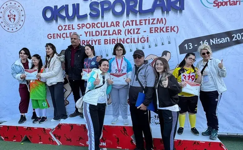 Özel Sporculardan Tarihi Başarı