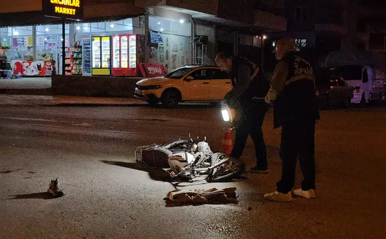 Otomobille Motosikletin Birbirine Girdi