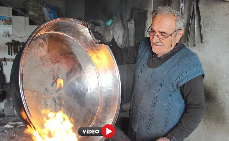 Çırak Bulamayan Usta 63 Yıllık Tezgahını Terk Etmiyor