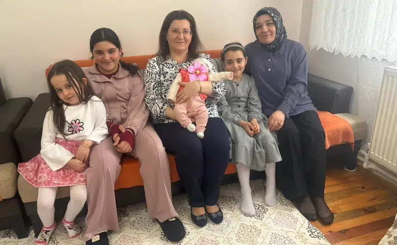 Bayat’ta İki Nesli Buluşturan Ziyaretler