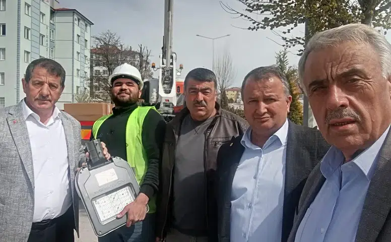 Sanayi Sitesi Karanlıktan Kurtuluyor