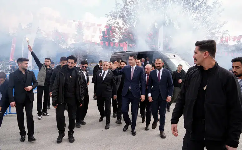 Murat Kurum, Çorum’a Heybesi Dolu Gelmiş