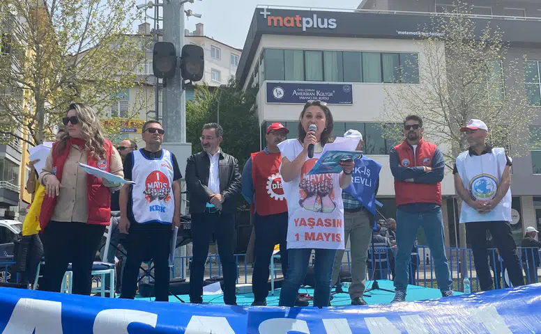1 Mayıs Alanından Ekonomik Adaletsizliklere Dikkat Çekti