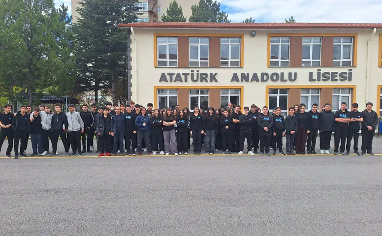 Gençlerin Kariyer Yolculuğuna İŞKUR Rehberlik Ediyor